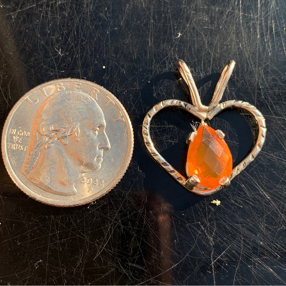 12.4ct Natural Facetted Opal .925 Sterling Silver Pendant - Picture 6 of 17